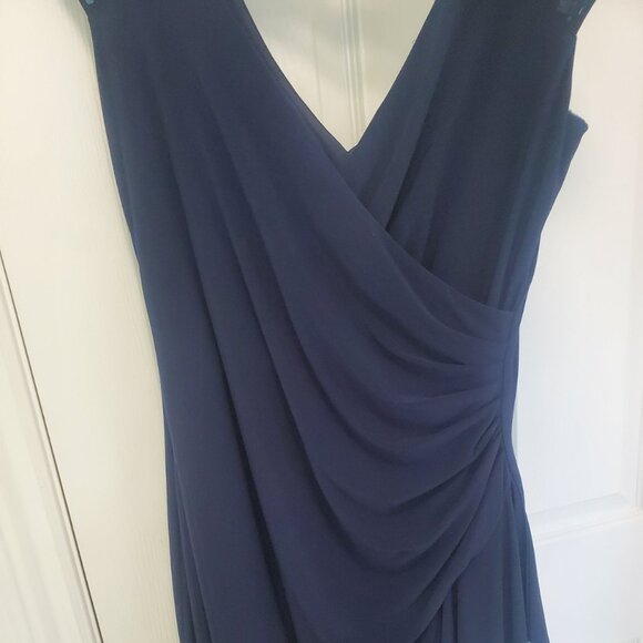Jessica Dress Size 6 - Picture 12 of 12